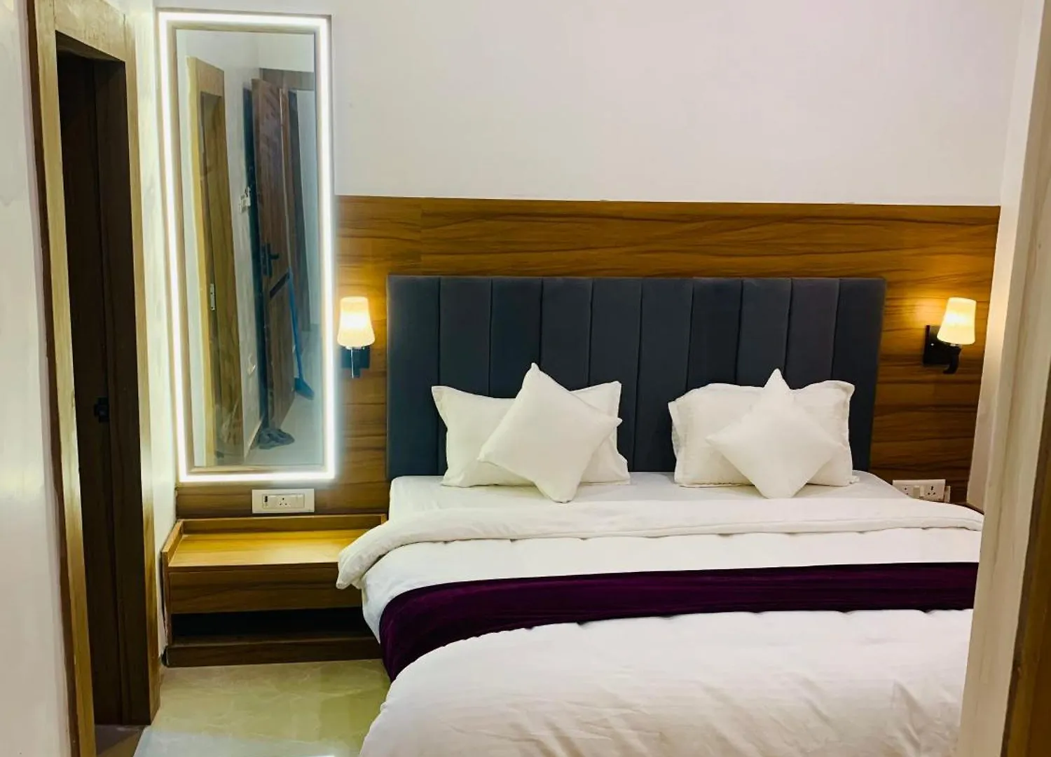 Royal Inn Benares